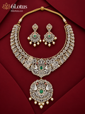 6Lotus 1012 Emerald Peacock Medallion 92.5 Silver Necklace Set hero image