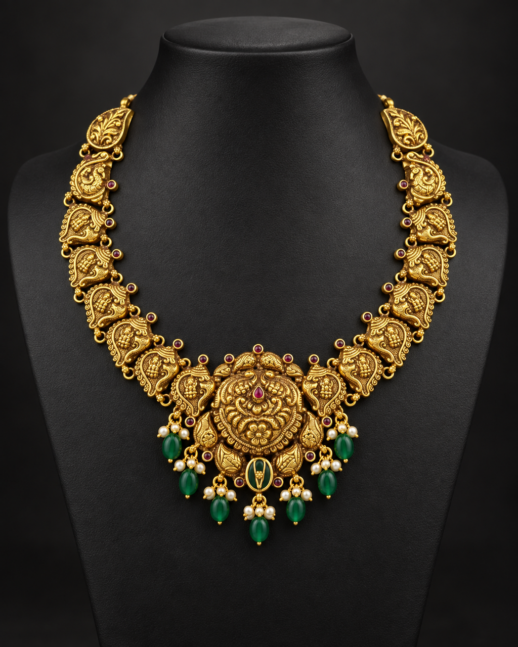 1020 temple necklace displayed on a black jewelry bust